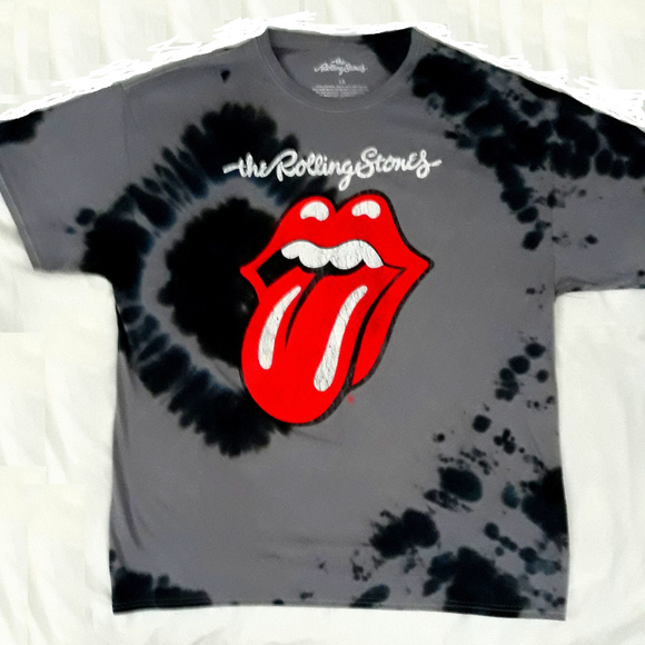 rolling stones tongue shirt